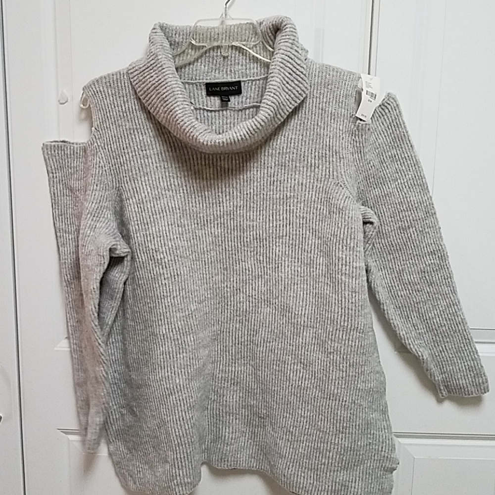 Cold shoulder turtle neck sweater sz 22/24 NWT